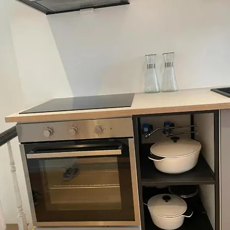 The Green House - In The Centre Of * برغن