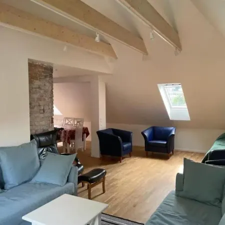 The Green House - In The Centre Of * برغن